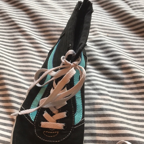 kids vans high tops black with blue detailing - Picture 4 of 4